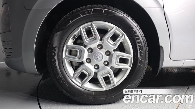 Hyundai Staria L3.5 Cargo 3-Seater Modern 2023 — фото 5