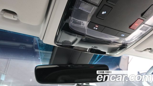 Hyundai Staria L3.5 Cargo 3-Seater Modern 2023 — фото 18