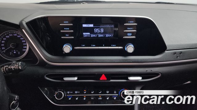 Hyundai Sonata (DN8) 2.0 Smart 2020 — фото 13