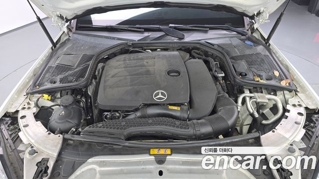 Mercedes-Benz C-Class (W205) C200 AMG Line 2021 — фото 6