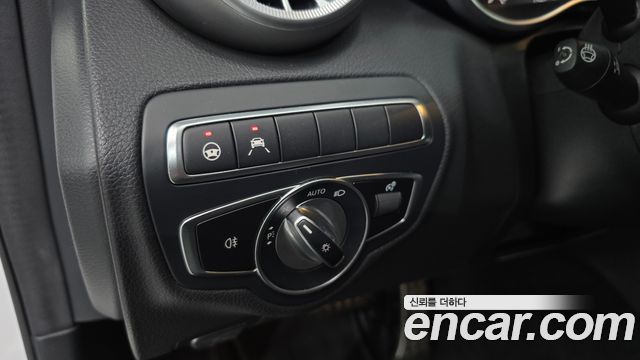 Mercedes-Benz C-Class (W205) C200 AMG Line 2021 — фото 20