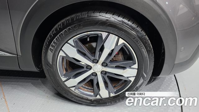 Peugeot 5008 (II) 1.6 BlueHDi GT Line 2019 — фото 21