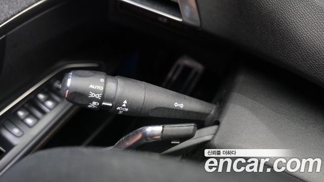 Peugeot 5008 (II) 1.6 BlueHDi GT Line 2019 — фото 30