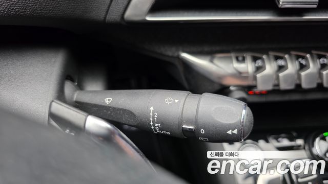 Peugeot 5008 (II) 1.6 BlueHDi GT Line 2019 — фото 31