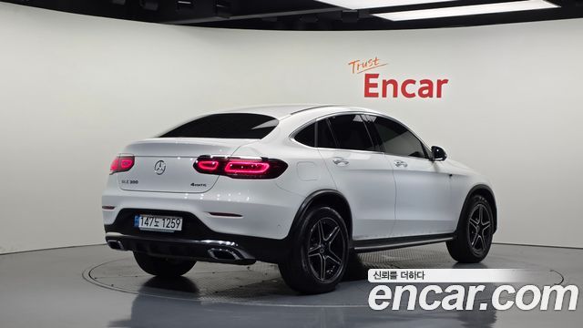 Mercedes-Benz GLC-Class (X253) GCL300 4MATIC Coupe 2023 — фото 2