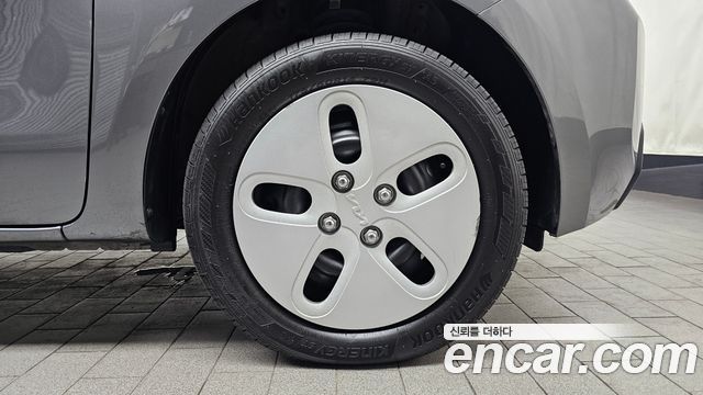 Kia Ray EV Van 2-Seater AIr 2024 — фото 21