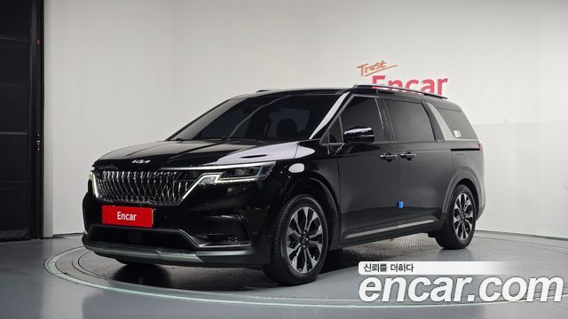 Kia Carnival (IV) Gasoline 7-Seater Noblesse 2023 — фото 1