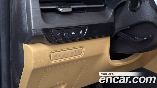 Kia Carnival (IV) Gasoline 7-Seater Noblesse 2023 — фото 17