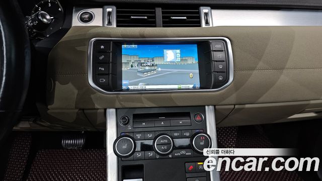 Land Rover Range Rover Evoque 2.0 TD4 SE 2016 — фото 13