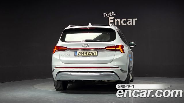 Hyundai Santa Fe Diesel 2.2 2WD Calligraphy 2021 — фото 4