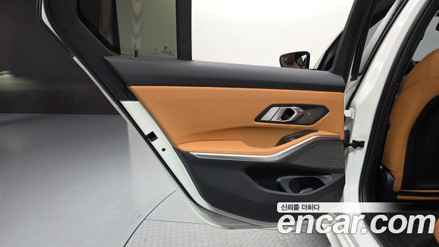BMW 3 Series (G20) 320i M Sport 2024 — фото 31