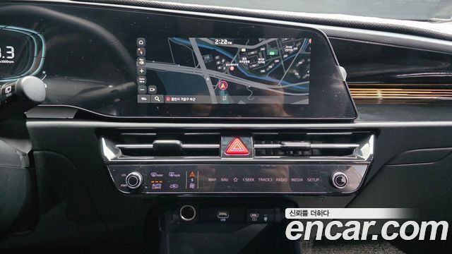 Kia Niro Prestige 2024 — фото 13