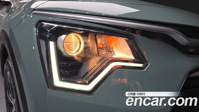Kia Niro Prestige 2024 — фото 22