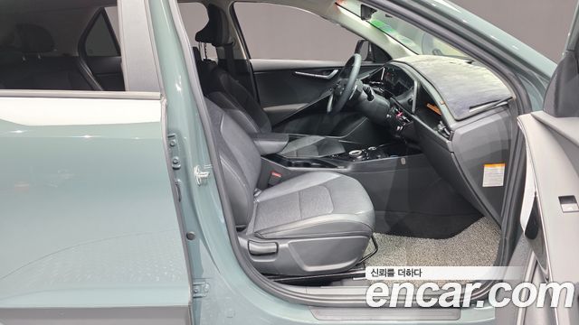 Kia Niro Prestige 2024 — фото 26