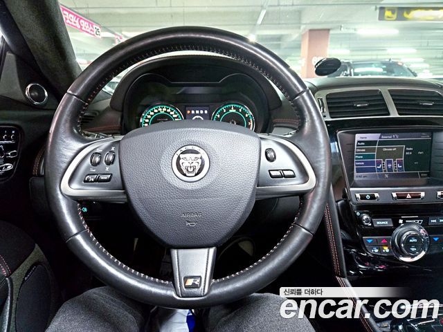Jaguar XKR 5.0 Convertible X150 2013 — фото 21