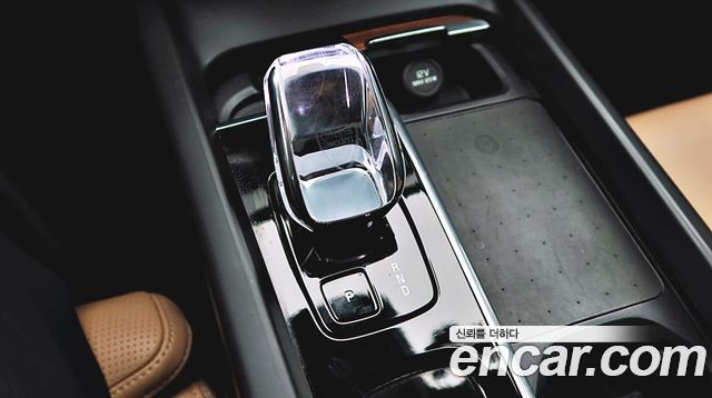Volvo V60 Cross Country (II) B5 Ultimate AWD 2023 — фото 5