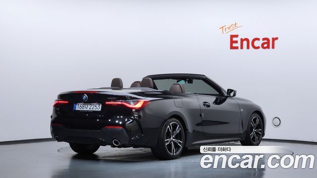 BMW 4 Series (G22) 420i M Sport Convertible 2023 — фото 2