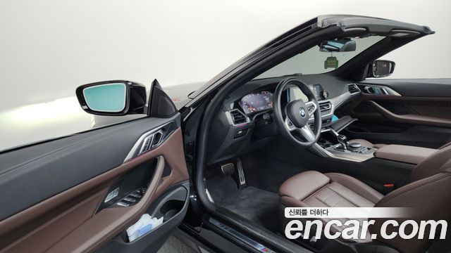 BMW 4 Series (G22) 420i M Sport Convertible 2023 — фото 10
