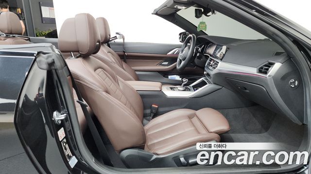 BMW 4 Series (G22) 420i M Sport Convertible 2023 — фото 26