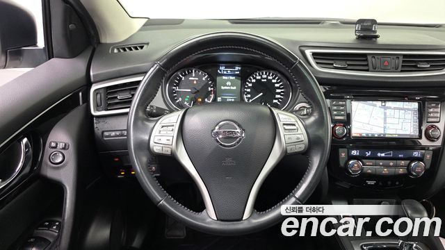 Nissan Qashqai (II) 1.6 Platinum 2016 — фото 12