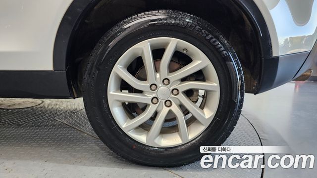 Land Rover Discovery Sport 2.0 TD4 SE (150PS) 2019 — фото 5