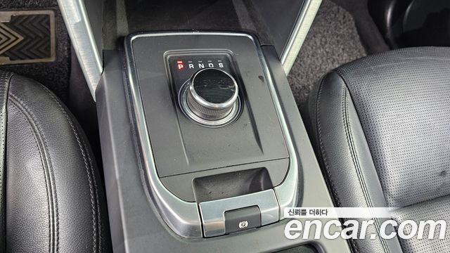 Land Rover Discovery Sport 2.0 TD4 SE (150PS) 2019 — фото 9