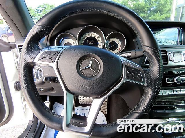 Mercedes-Benz E-Class (W212) E200 Cabriolet 2014 — фото 16