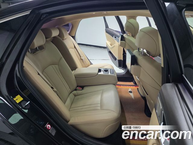 Genesis G80 3.3 GDI AWD Prestige 2018 — фото 16