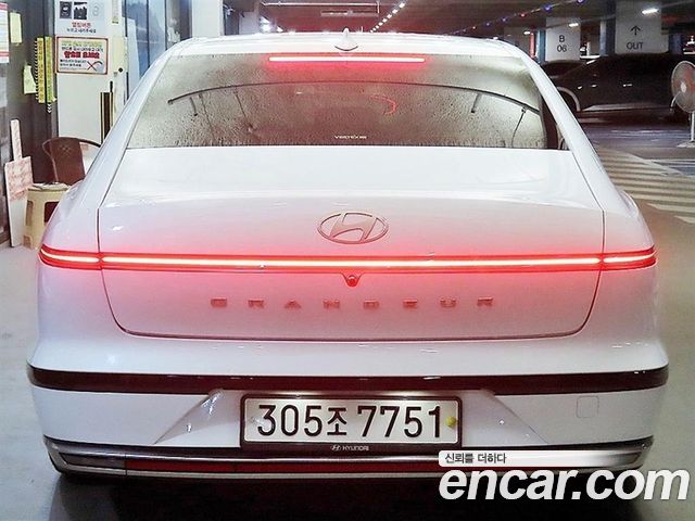 Hyundai Grandeur (GN7) 3.5 LPG 2WD (Taxi) Deluxe 2023 — фото 5