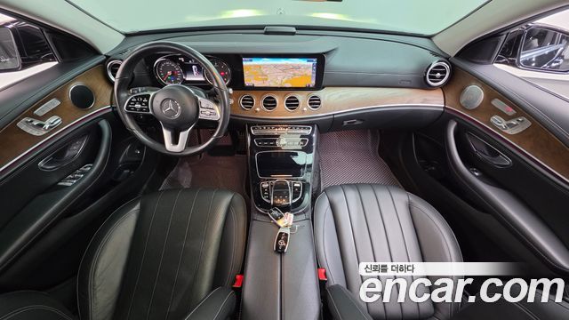 Mercedes-Benz E-Class (W213) E220d 4MATIC Exclusive 2019 — фото 7