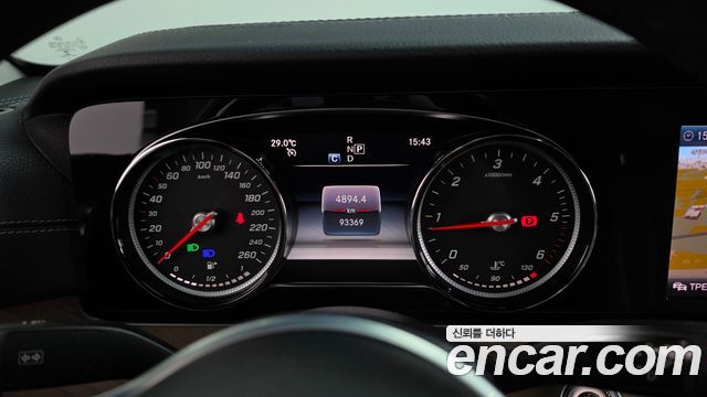 Mercedes-Benz E-Class (W213) E220d 4MATIC Exclusive 2019 — фото 8