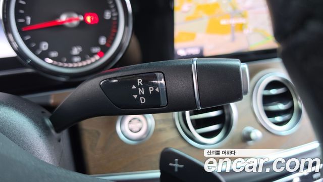Mercedes-Benz E-Class (W213) E220d 4MATIC Exclusive 2019 — фото 9