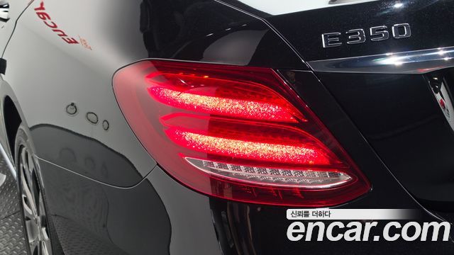 Mercedes-Benz E-Class (W213) E220d 4MATIC Exclusive 2019 — фото 22