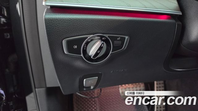 Mercedes-Benz E-Class (W213) E220d 4MATIC Exclusive 2019 — фото 29