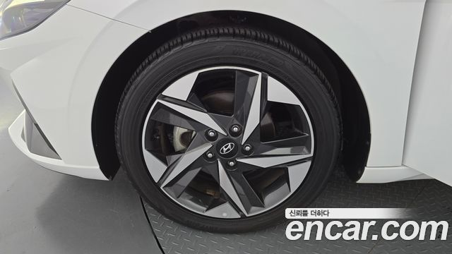 Hyundai Avante (CN7) 1.6 Inspiration 2023 — фото 5