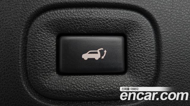 Renault Korea QM6 2.0 LPe RE Signature 2WD 2023 — фото 16
