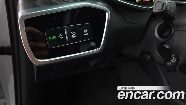 Audi A6 (C8) 40 TDI Quattro Premium 2021 — фото 26