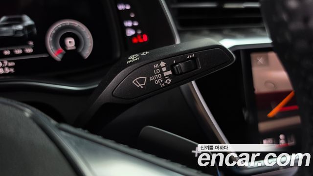 Audi A6 (C8) 40 TDI Quattro Premium 2021 — фото 29