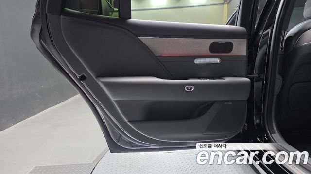 Genesis G90 (RS4) Gasoline 3.5 Turbo AWD 2023 — фото 25