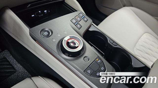 Kia Sportage Hybrid (V) HEV 1.6 4WD Signature X Line 2025 — фото 9