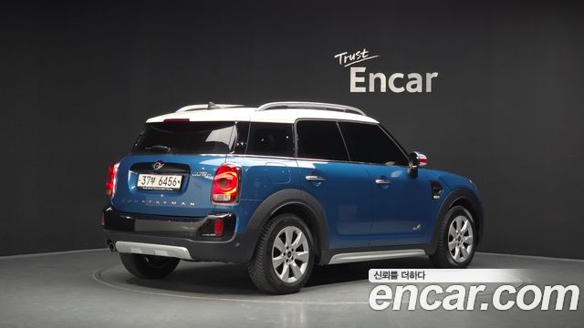 MINI Cooper D Countryman ALL4 2nd 2018 — фото 2