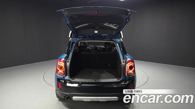 MINI Cooper D Countryman ALL4 2nd 2018 — фото 24