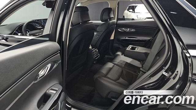 Genesis GV70 2.5T Gasoline 2WD 2023 — фото 12