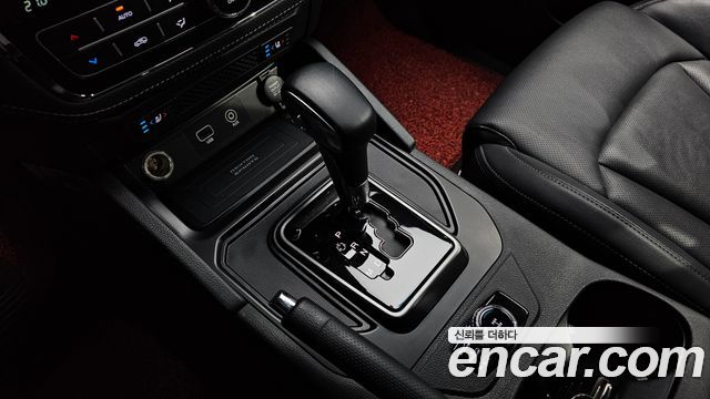 KG Mobility (SsangYong) Rexton Sports Khan Diesel 2.2 4WD Prestige 2021 — фото 9