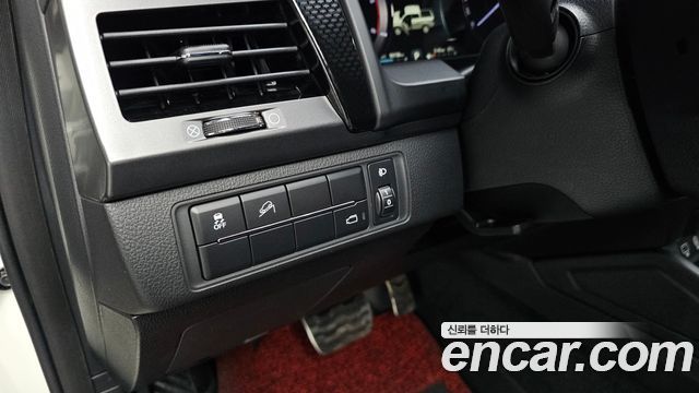 KG Mobility (SsangYong) Rexton Sports Khan Diesel 2.2 4WD Prestige 2021 — фото 19