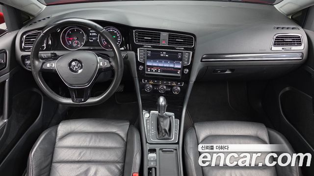 Volkswagen Golf (VII) 2.0 TDI Premium 2016 — фото 7