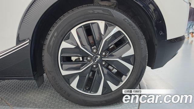 Kia EV6 Long Range Earth 2022 — фото 21