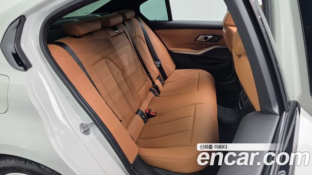 BMW 3 Series (G20) 320i M Sport 2025 — фото 11