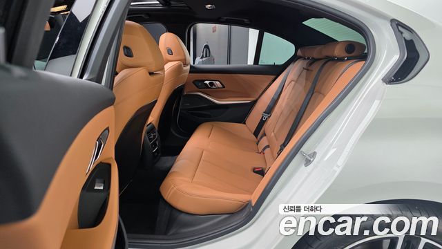 BMW 3 Series (G20) 320i M Sport 2025 — фото 12