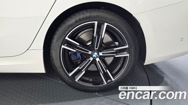 BMW 3 Series (G20) 320i M Sport 2025 — фото 21